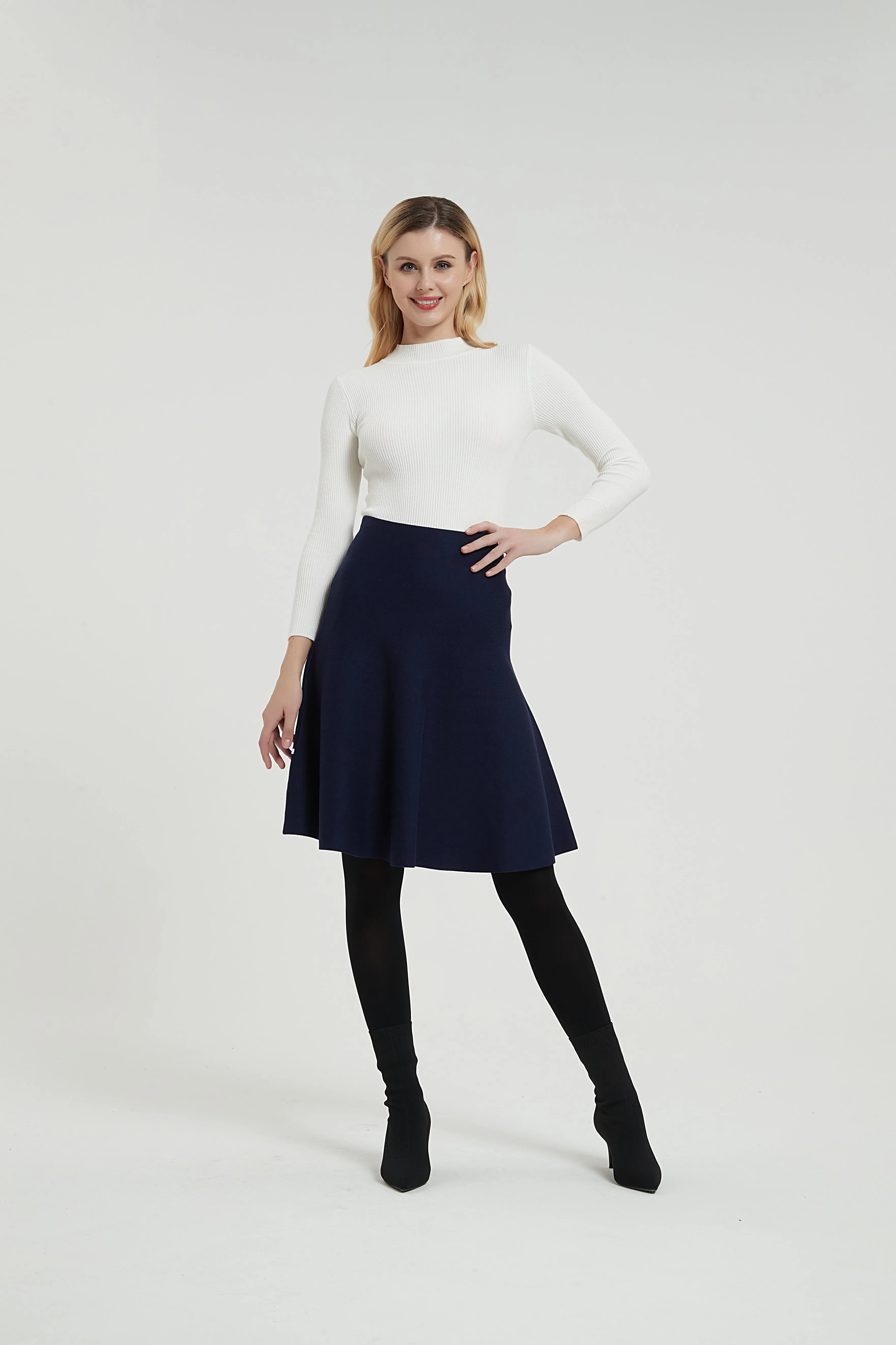 AMAZING  MM SKIRT - YEAR ROUND NAVY