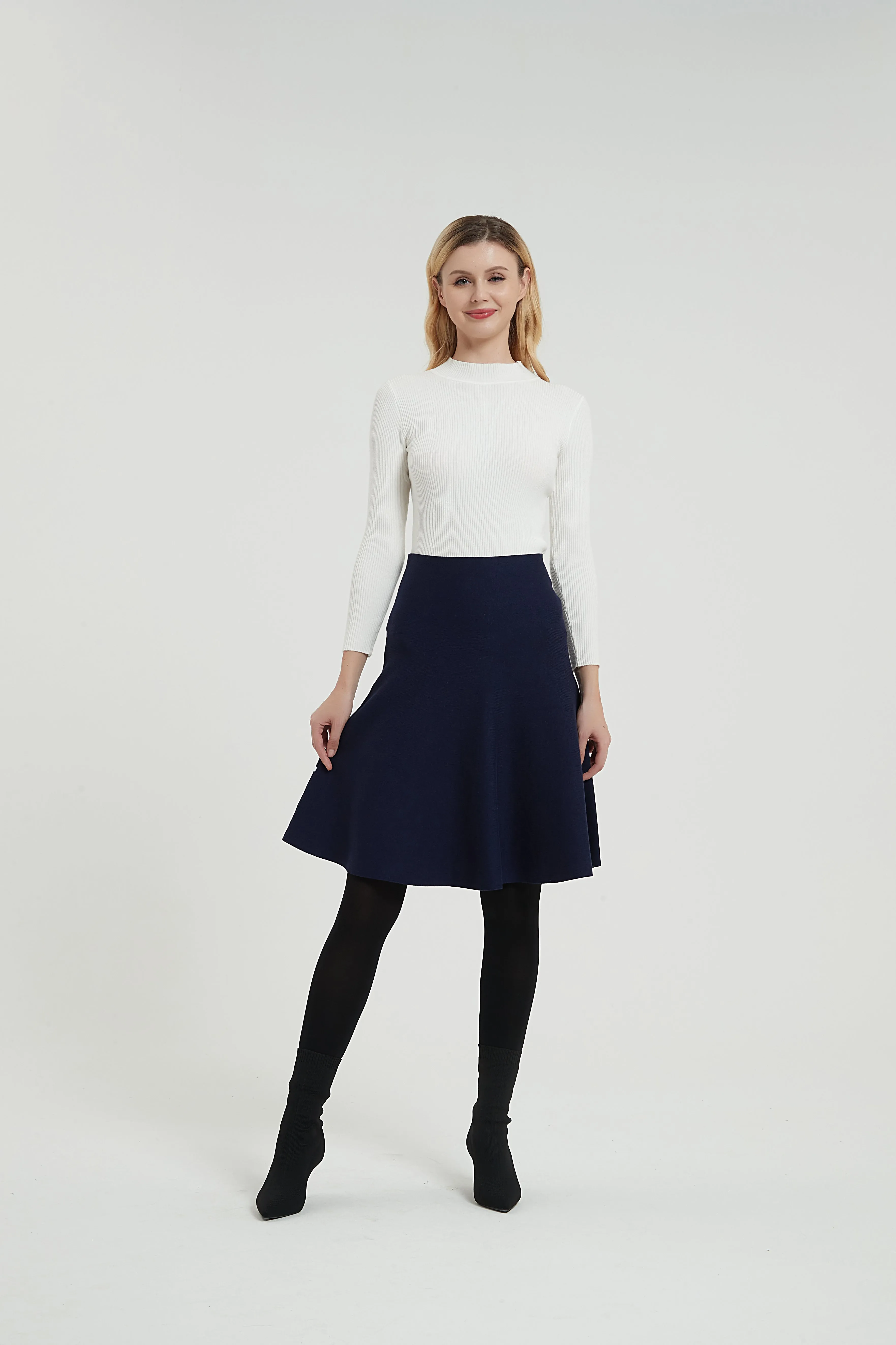 AMAZING  MM SKIRT - YEAR ROUND NAVY