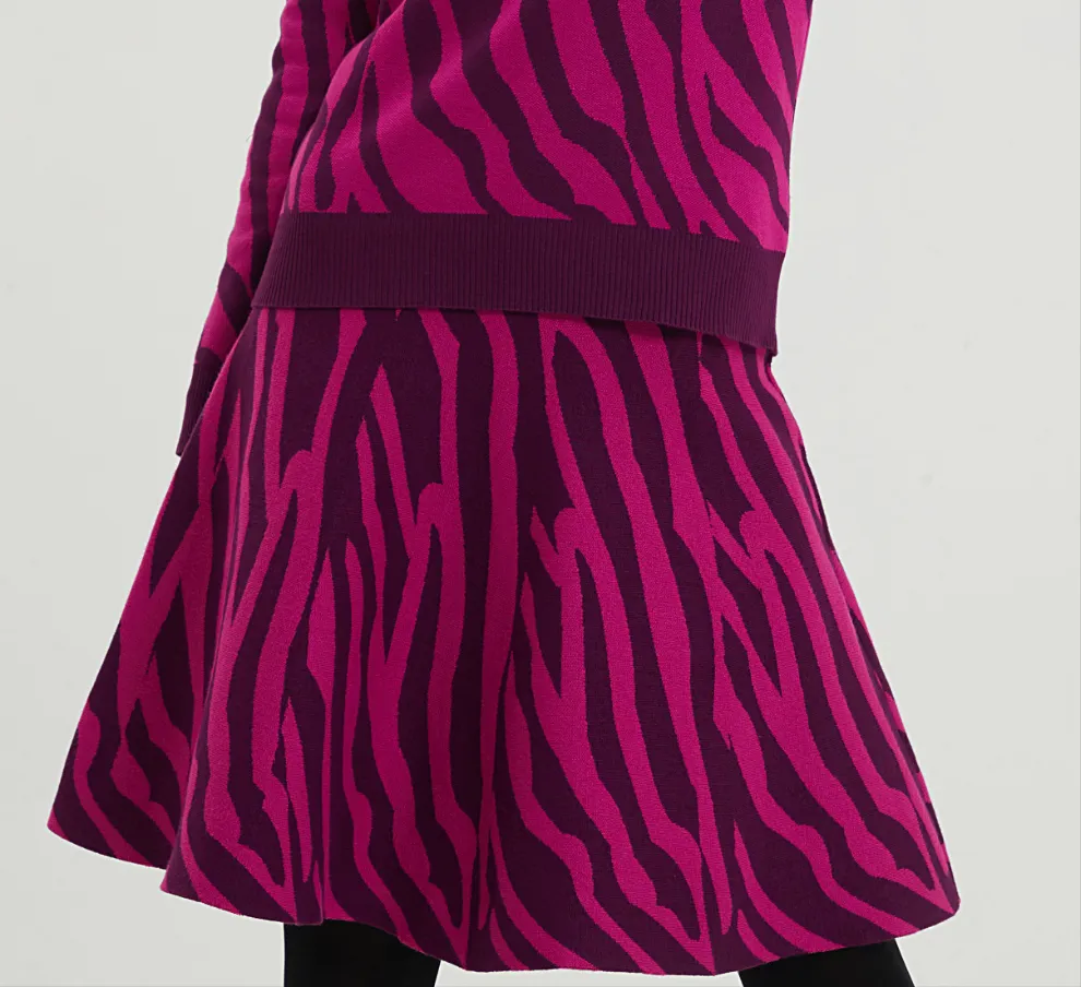 AMAZING MM SKIRT - YEAR ROUND PLUM FUSCHIA ZEBRA