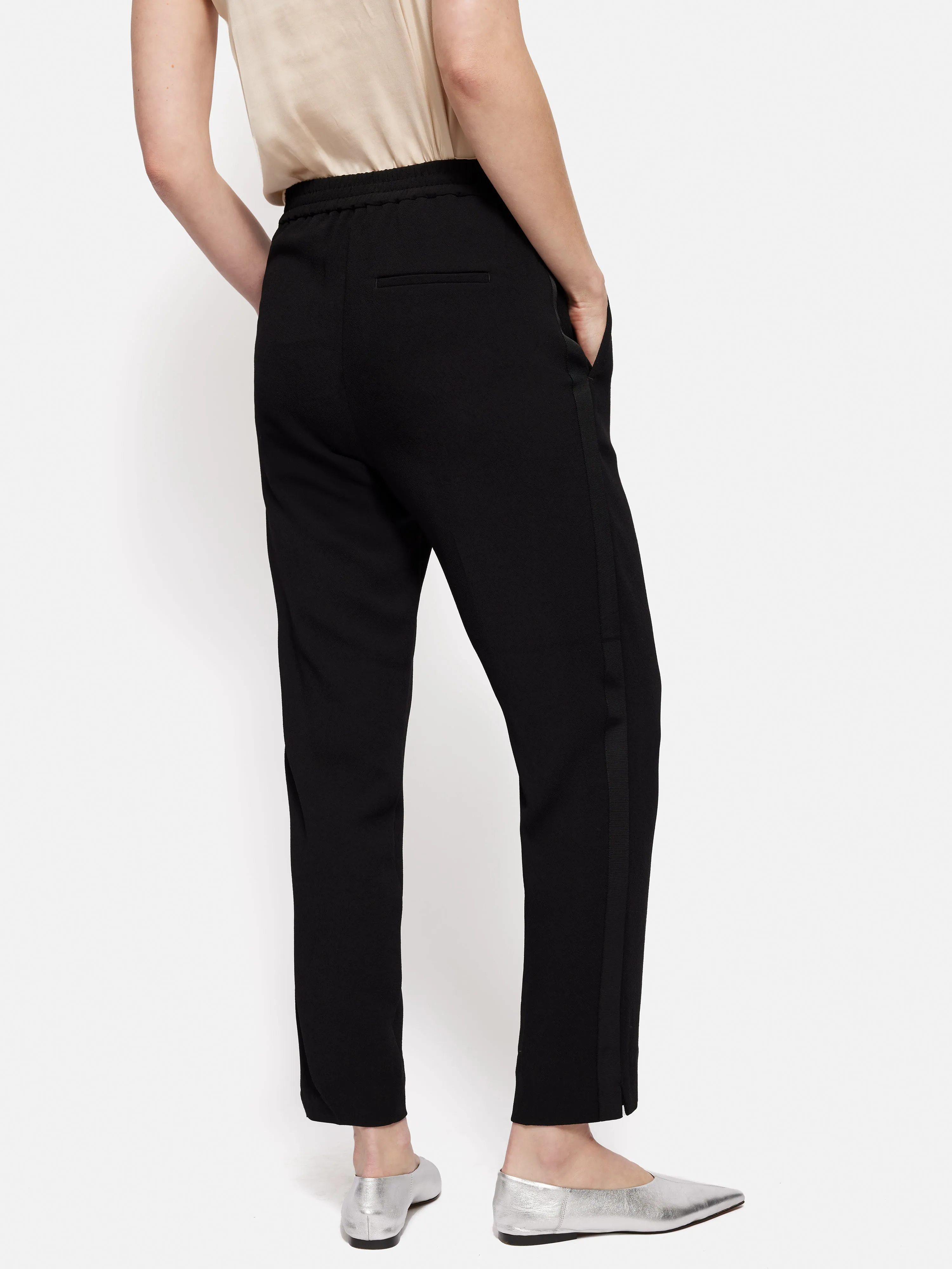 Grosgrain Trim Crepe Jogger | Black